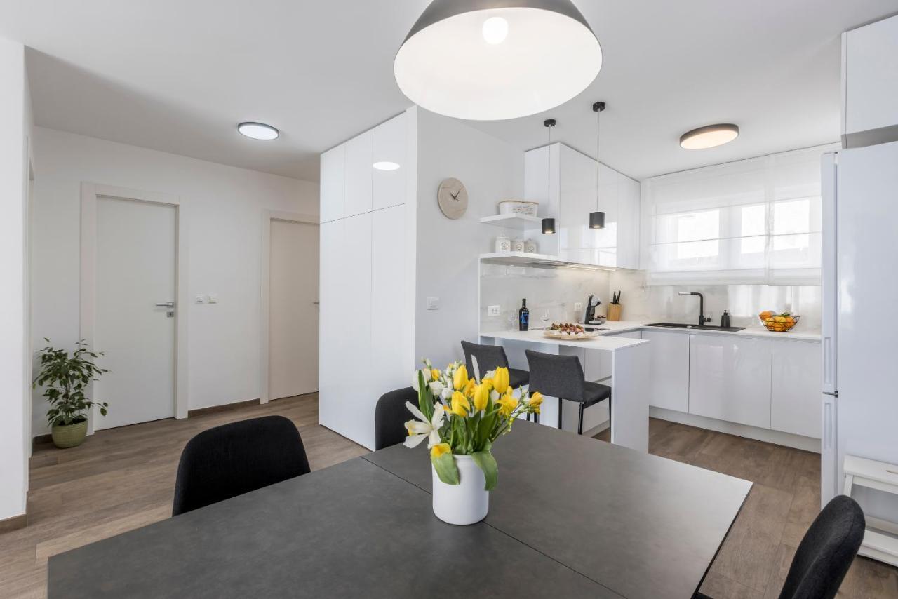 Domus Mea Apartment Split Buitenkant foto